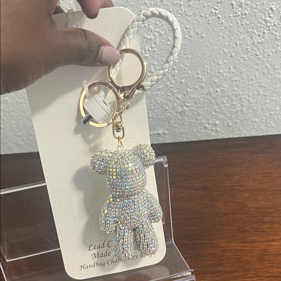 NEW 💎 Natasha Couture Sparkling Silver Bear Keychain - Picture 4 of 4